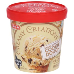 Helado premium de masa de galleta con chispas de chocolate Creamy Creations H-E-B